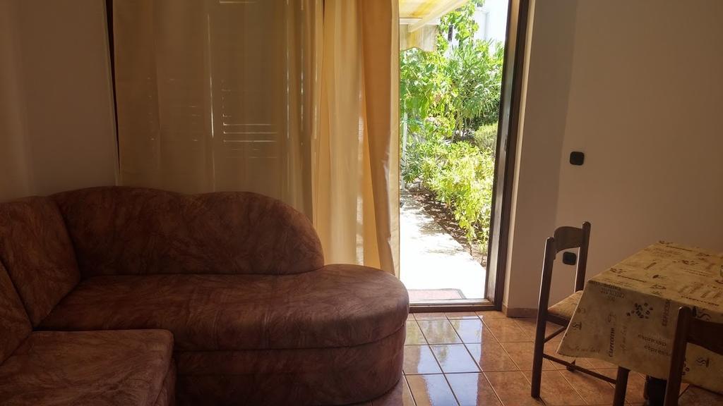 Apartman Duje Petrcane Exterior foto
